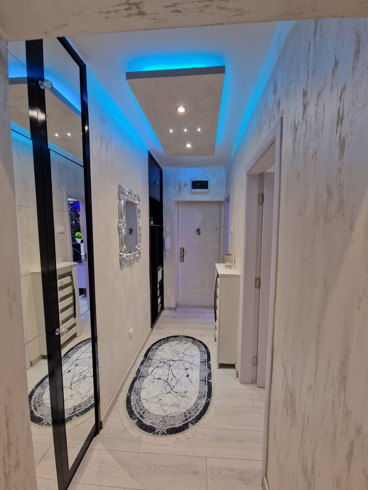 Mirror apartman thumbnail 29