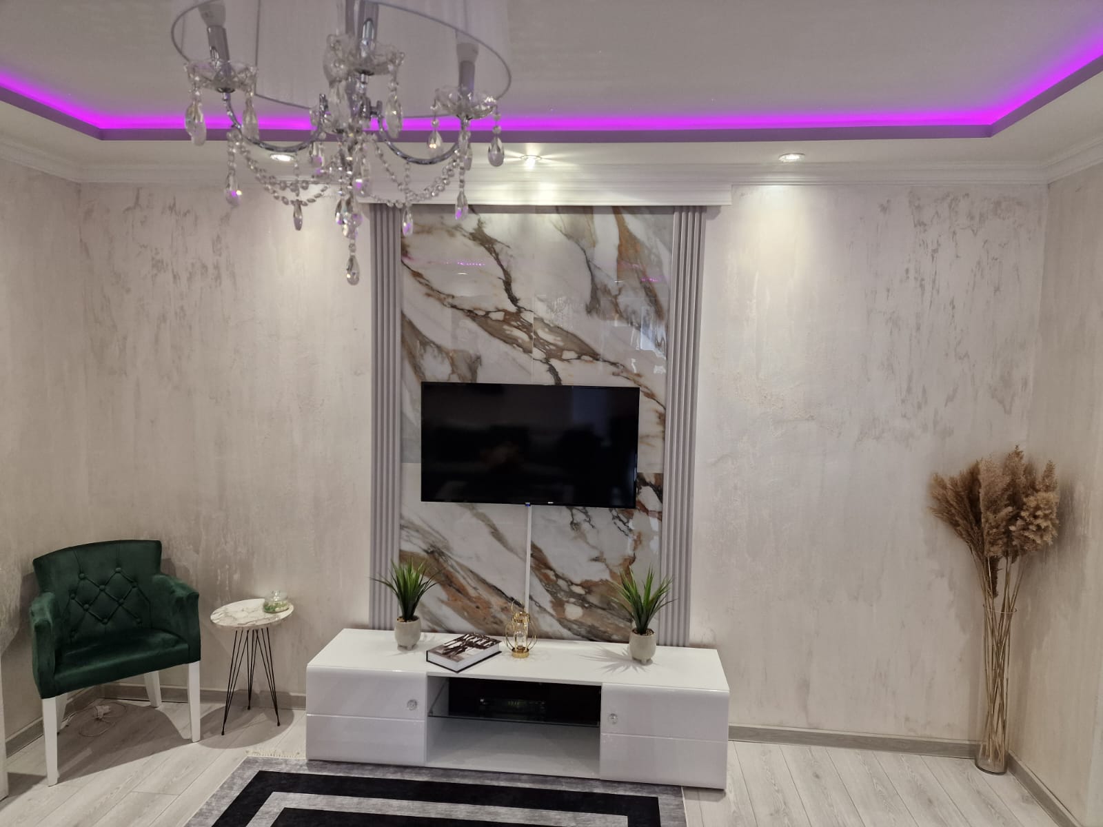 Mirror apartman thumbnail 05